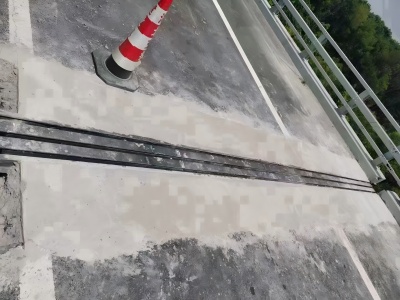 松山伸缩缝更换后浇筑材料快速结构修补料速砼的产品特点及施工流程​